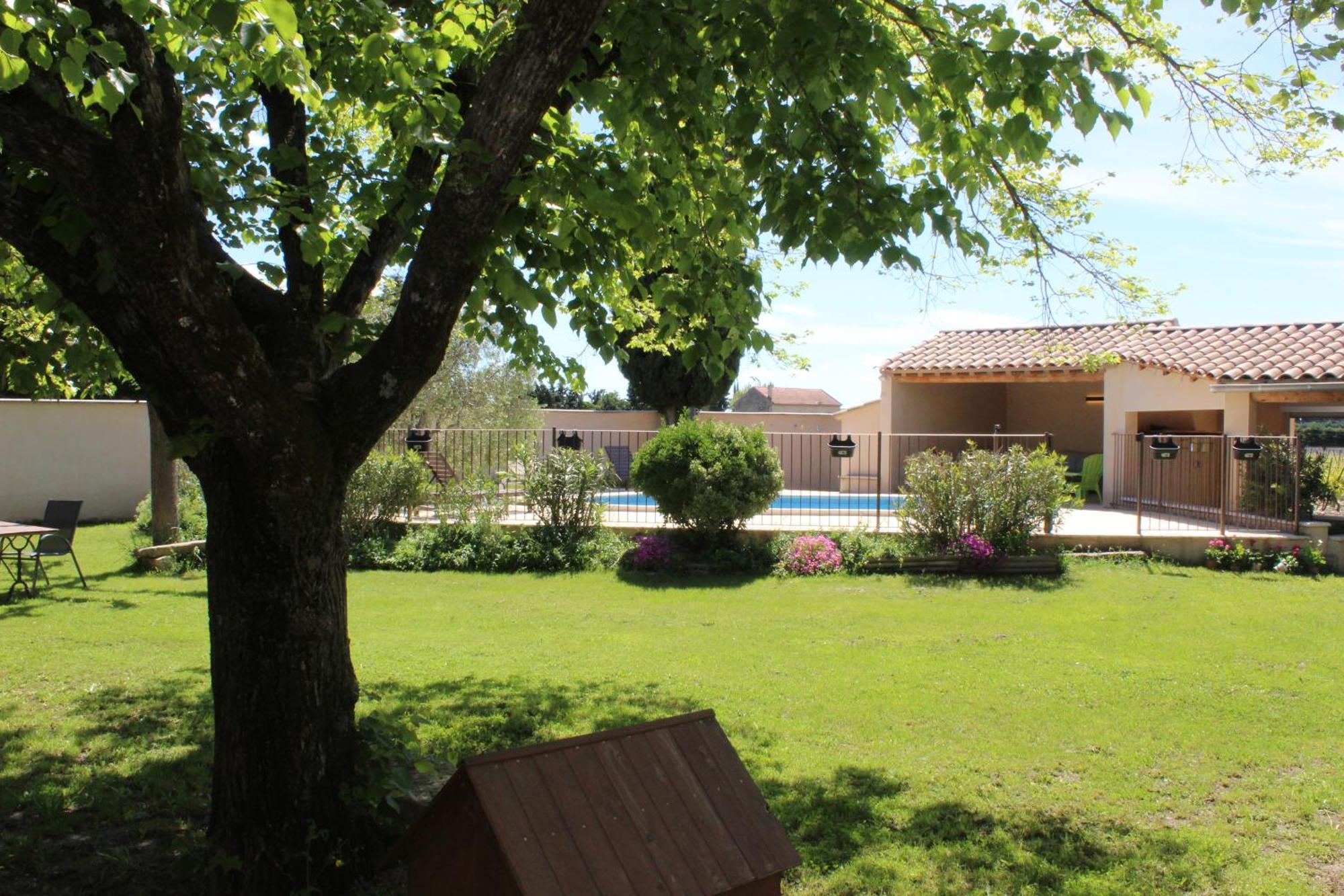 Mas La Gentille ,,, A La Campagne , Beautiful Outdoor , Swimming Pool , Pool House , Nice Green Garden , Bbq ,,, Only For You , Pour Passer Un Sejour Inoubliable Pernes-les-Fontaines Eksteriør bilde